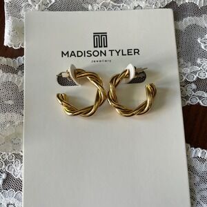 Madison Tyler Gold Twist C Hoop Earrings Chunky Braided Open Hoops New w/  Pouch